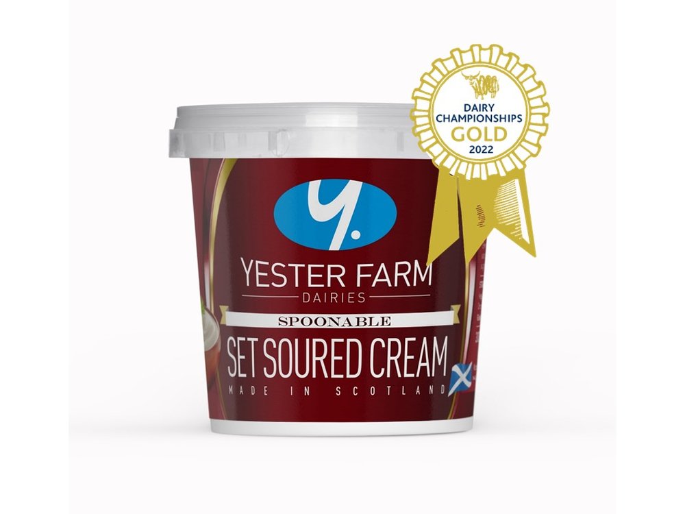 Yester Farm Set Soured Cream